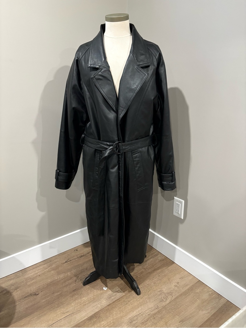 Vintage Pelle Black Leather Trench Coat with Belt
